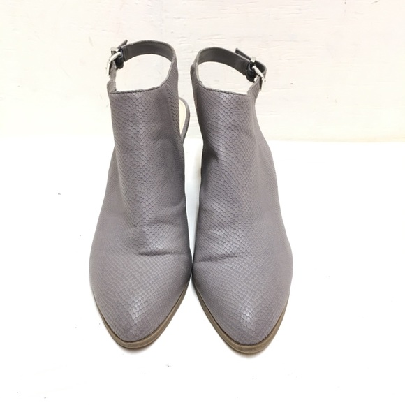 Bar III Women's Grey Ivy Round Toe Bootie Size 11 - Picture 6 of 15